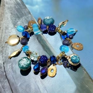 Blue Gold Tone Purple Beaded Stretch Charm Bracelet